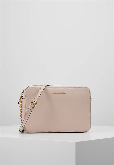 michael kors jet set travel crossbody rosa|mk jet set large crossbody.